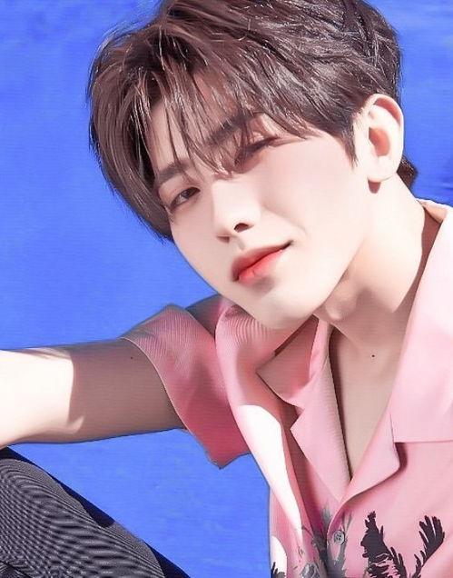 娱乐吃瓜社蔡徐坤